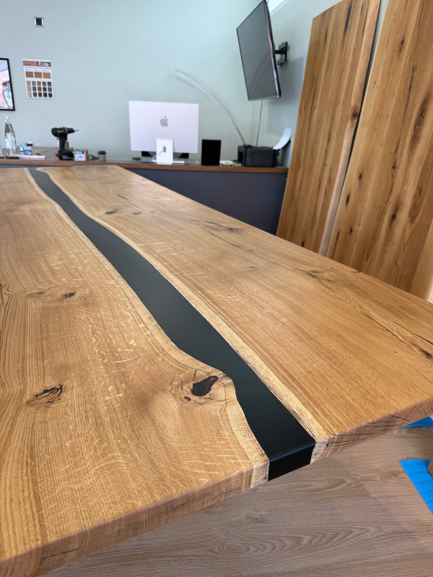 Eichentisch Epoxidharz Rivertable 290 x 110cm